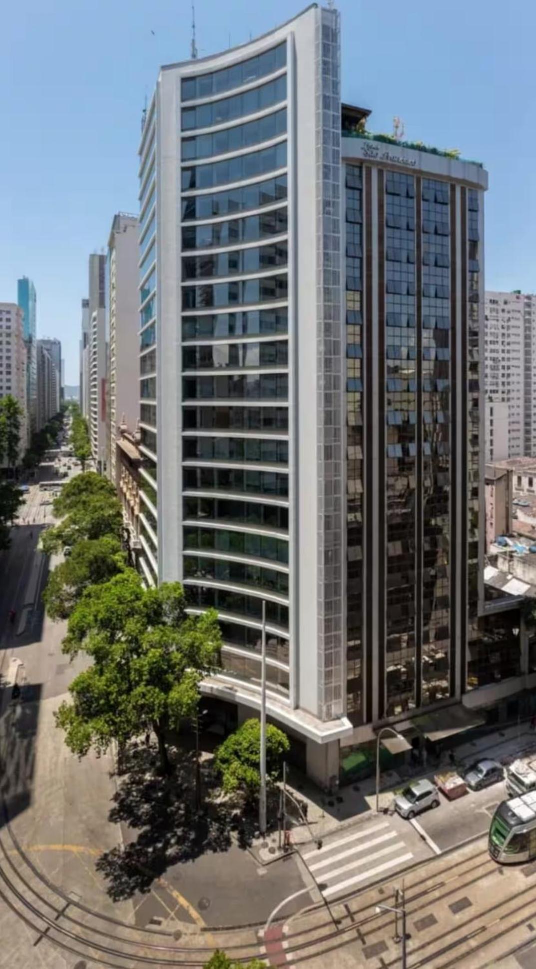 Apartamento Completo Com Banheira E Piscina Residencial Casa Maua *